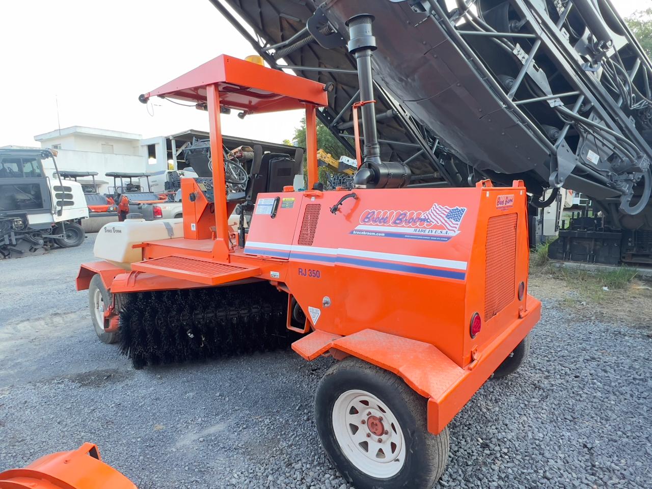 WhatsApp Image 2025-10-17 at 9.39.57 AM (1)