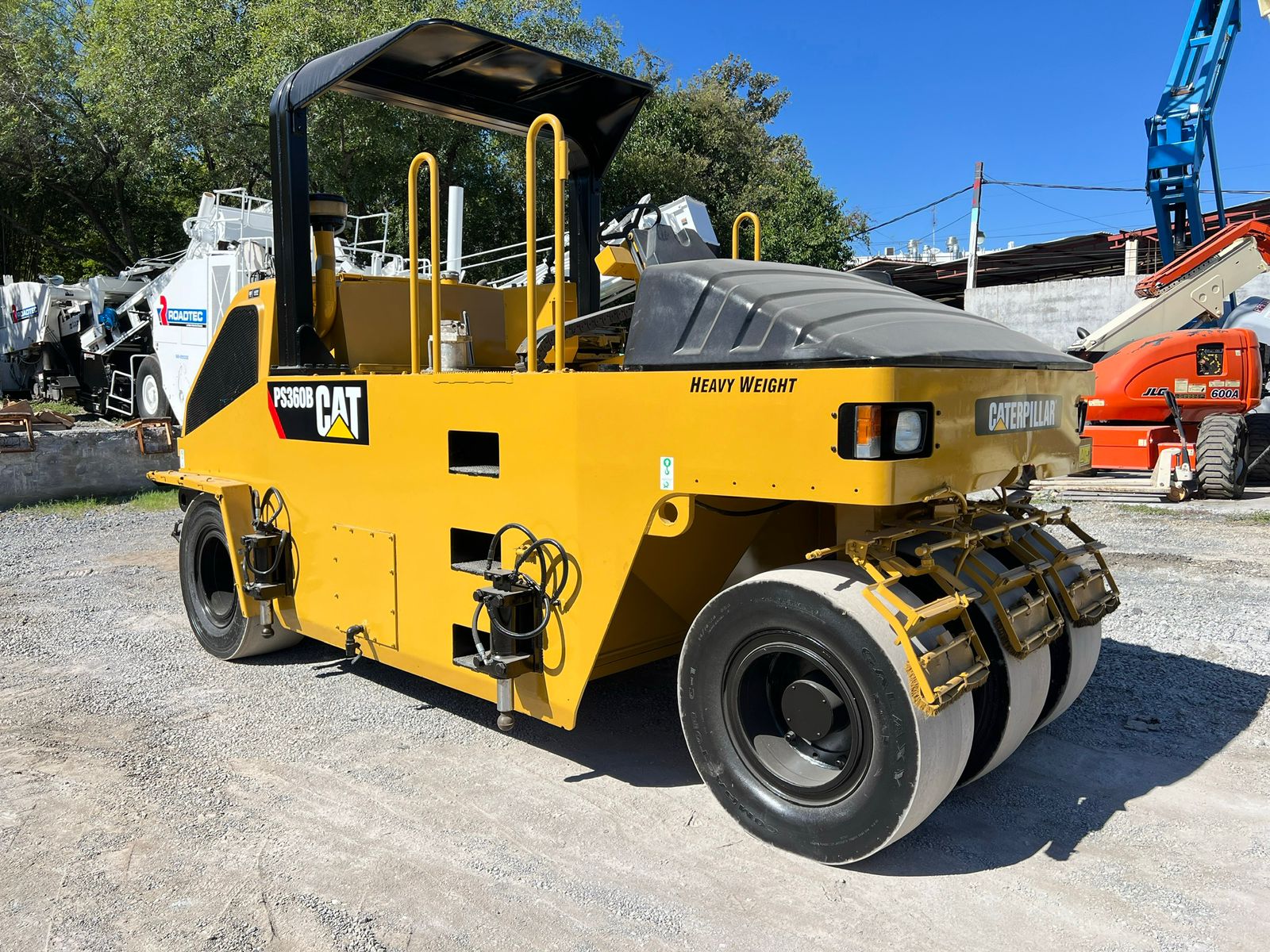 WhatsApp Image 2025-11-06 at 11.28.27 AM